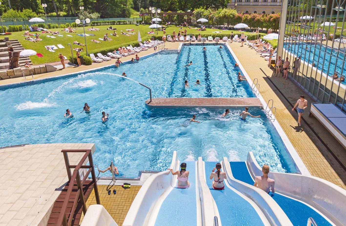 Hotel Three Lilies Inkl Aquaforum Františkovy Lázně Eksteriør bilde