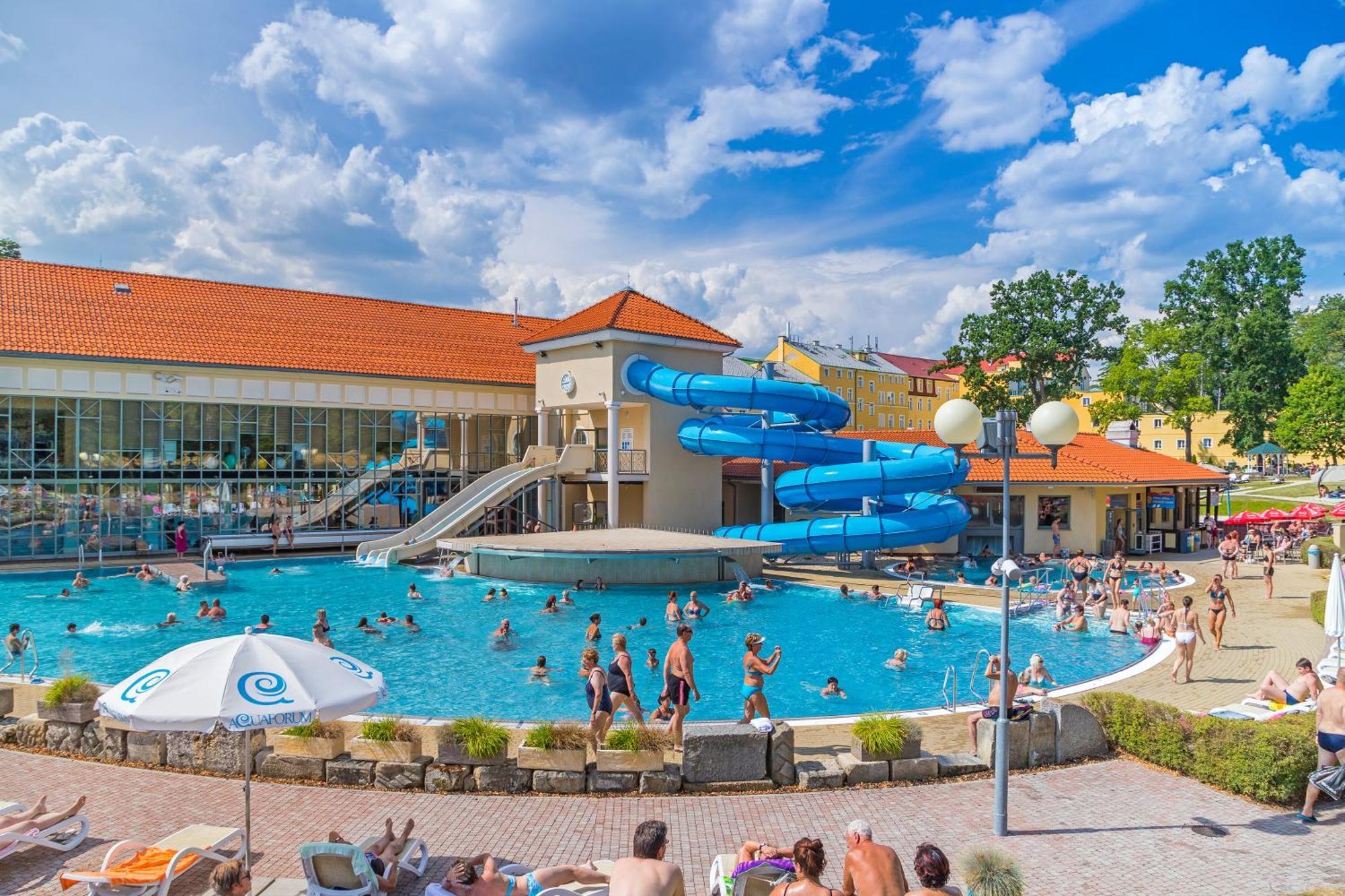 Hotel Three Lilies Inkl Aquaforum Františkovy Lázně Eksteriør bilde