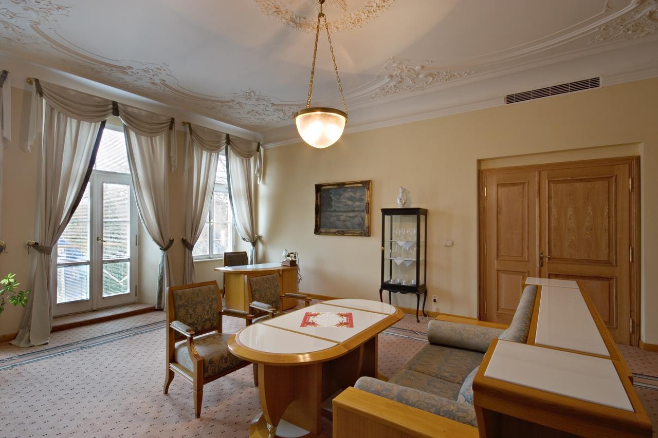 Hotel Three Lilies Inkl Aquaforum Františkovy Lázně Eksteriør bilde