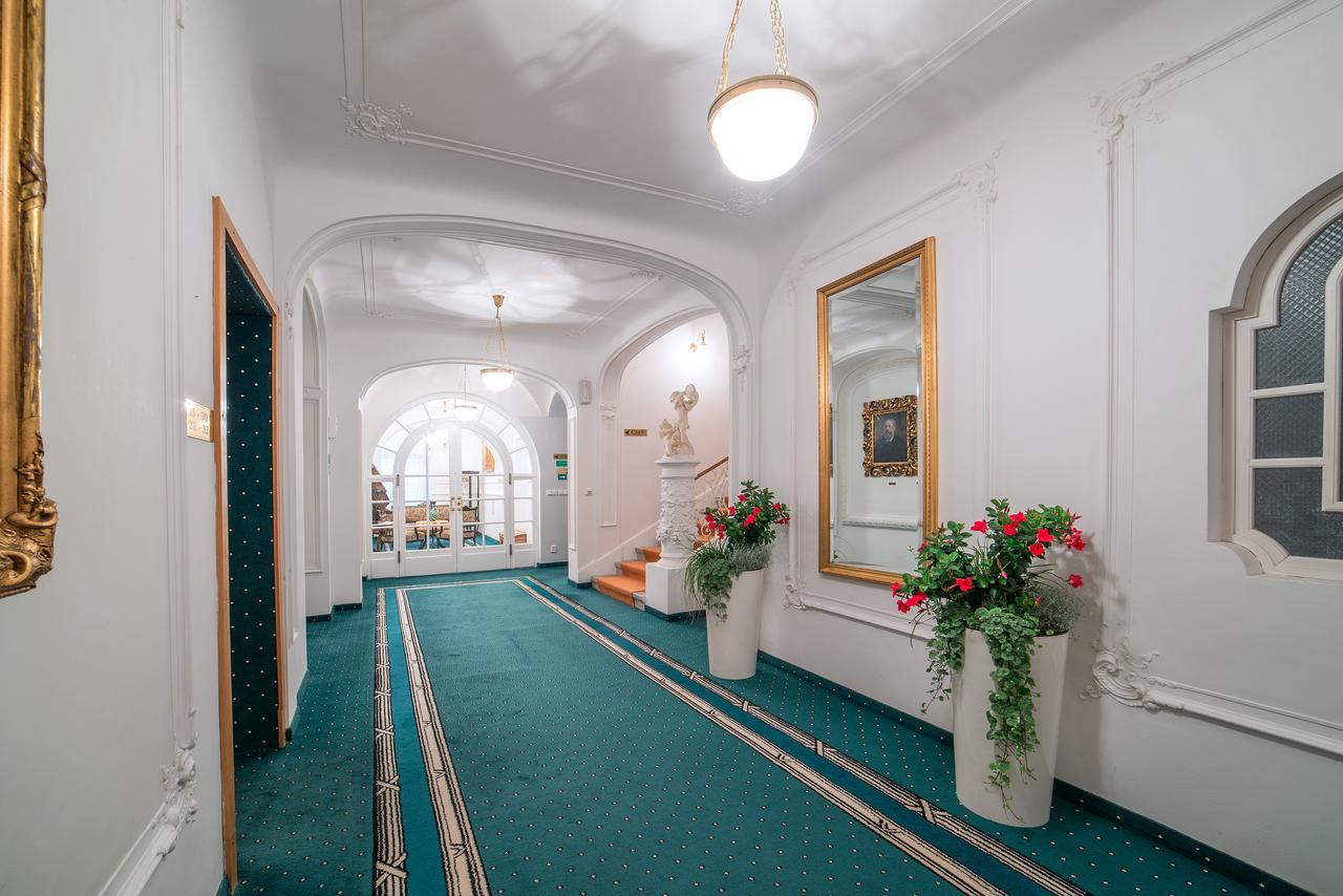 Hotel Three Lilies Inkl Aquaforum Františkovy Lázně Eksteriør bilde