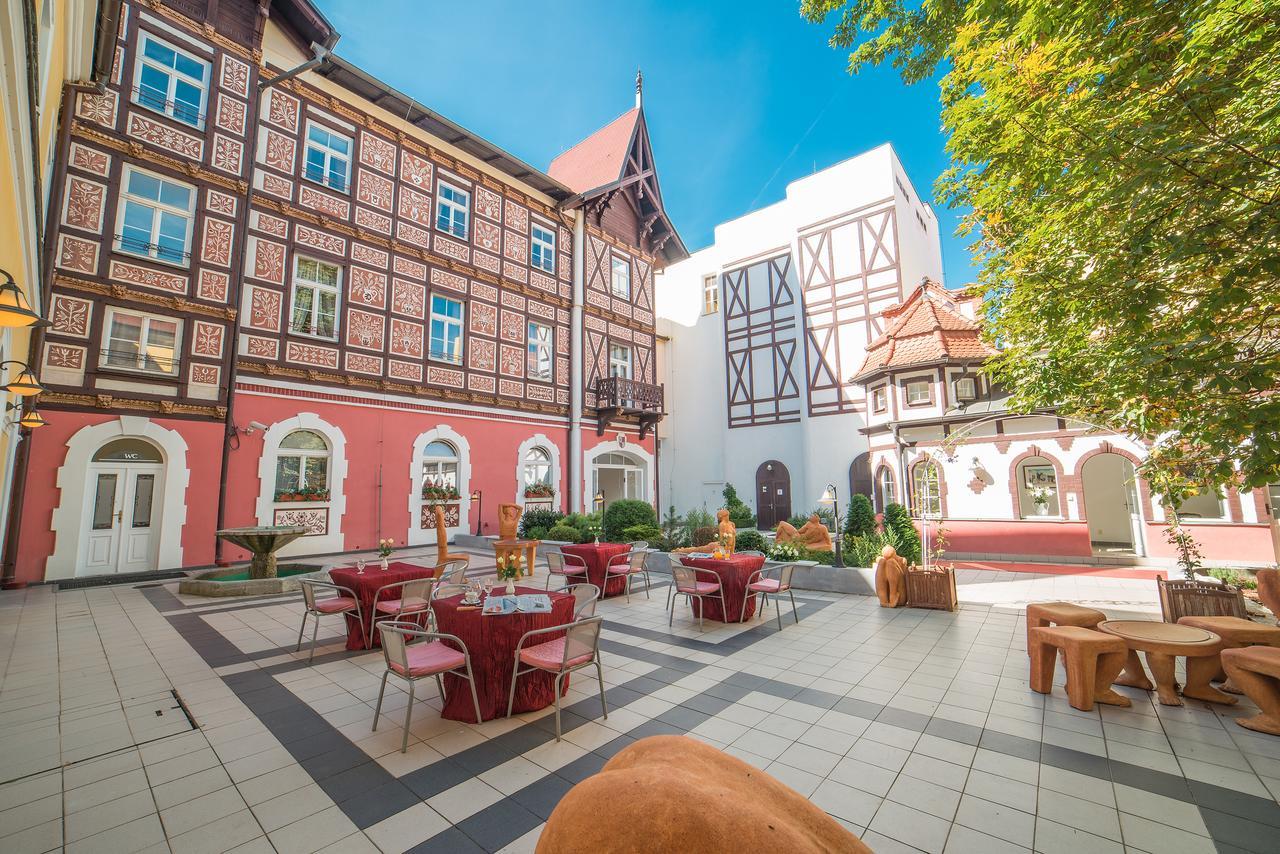 Hotel Three Lilies Inkl Aquaforum Františkovy Lázně Eksteriør bilde