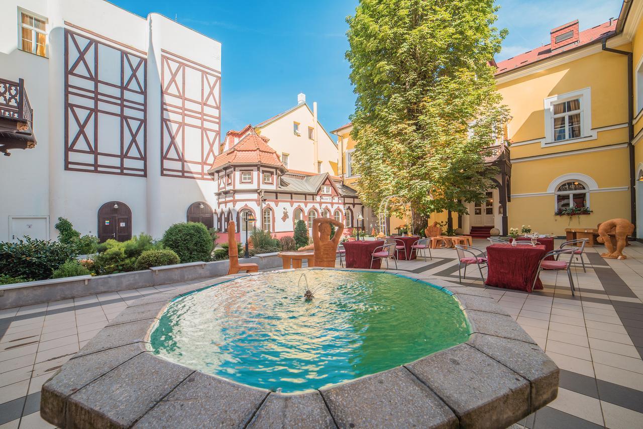 Hotel Three Lilies Inkl Aquaforum Františkovy Lázně Eksteriør bilde