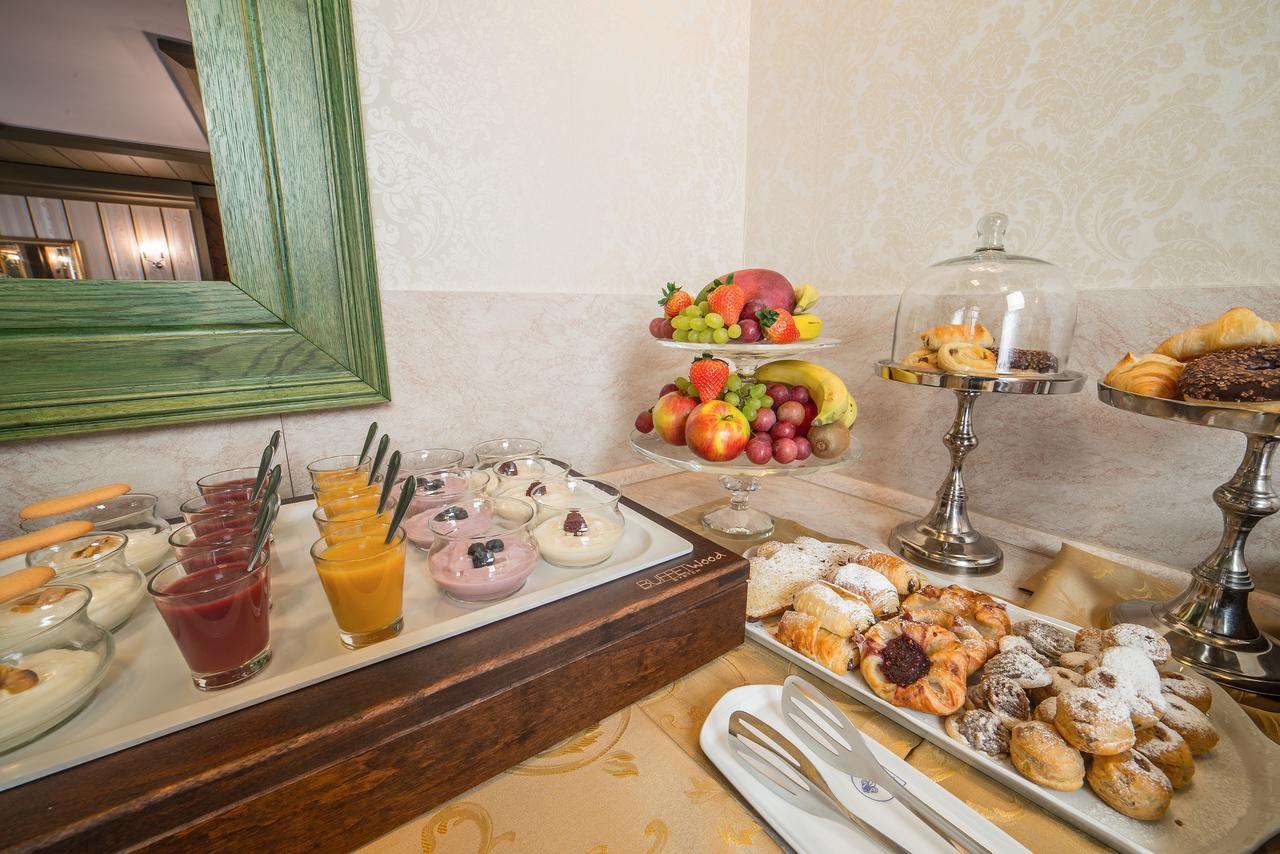Hotel Three Lilies Inkl Aquaforum Františkovy Lázně Eksteriør bilde