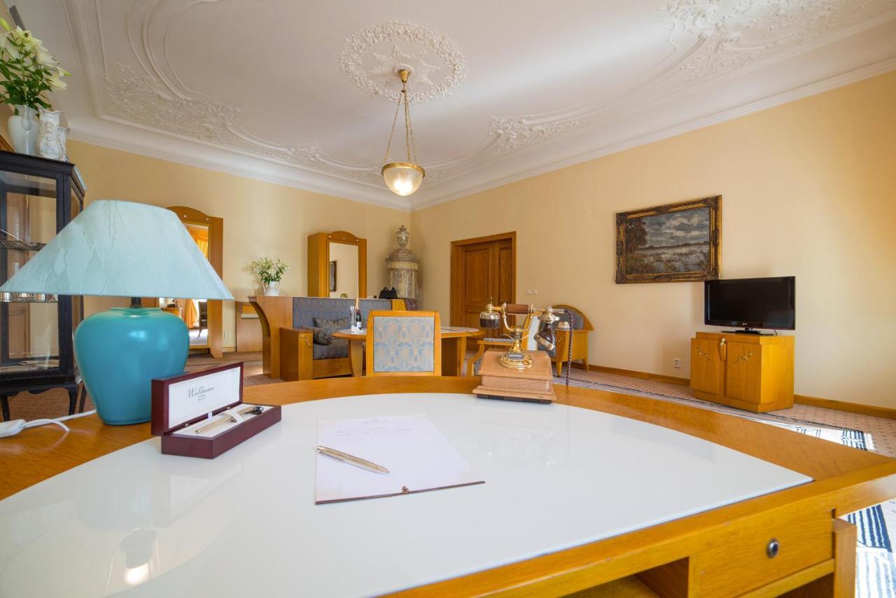 Hotel Three Lilies Inkl Aquaforum Františkovy Lázně Eksteriør bilde